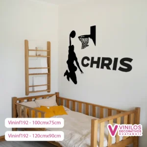 Vinil infantil Baloncesto silueta de hombre saltando con nombre personalizado